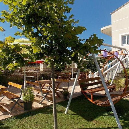 Hotel Chris Ksamil Dış mekan fotoğraf