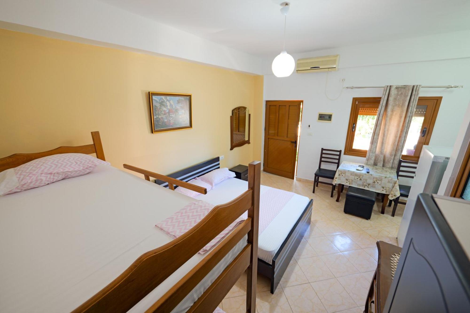 Hotel Chris Ksamil Dış mekan fotoğraf