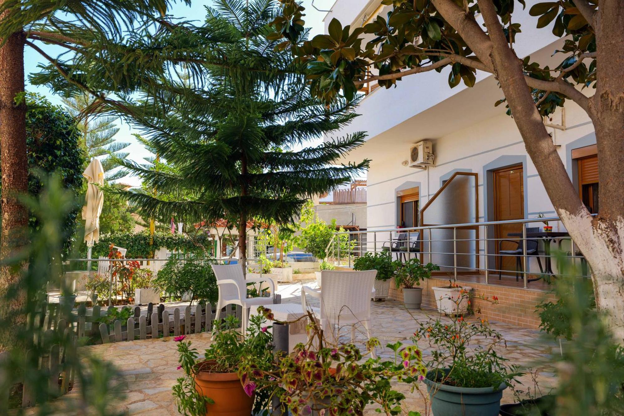 Hotel Chris Ksamil Dış mekan fotoğraf