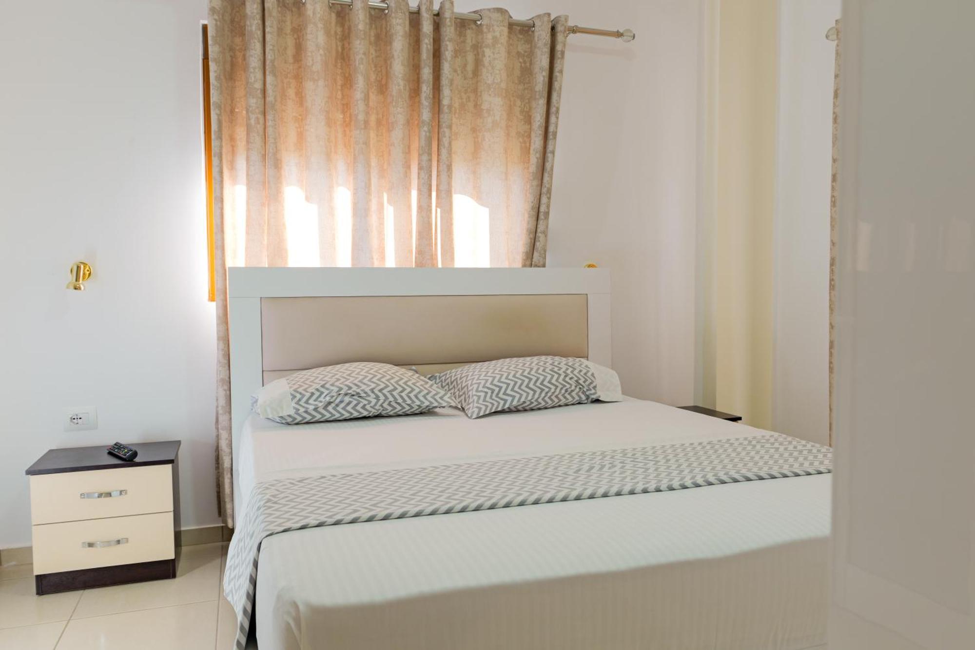 Hotel Chris Ksamil Dış mekan fotoğraf
