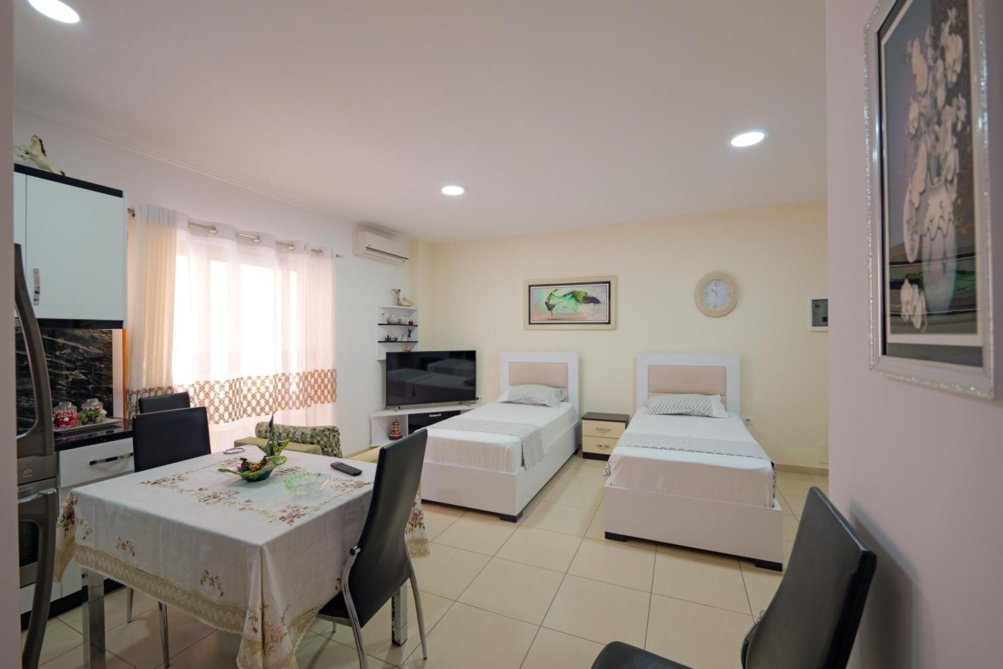 Hotel Chris Ksamil Dış mekan fotoğraf