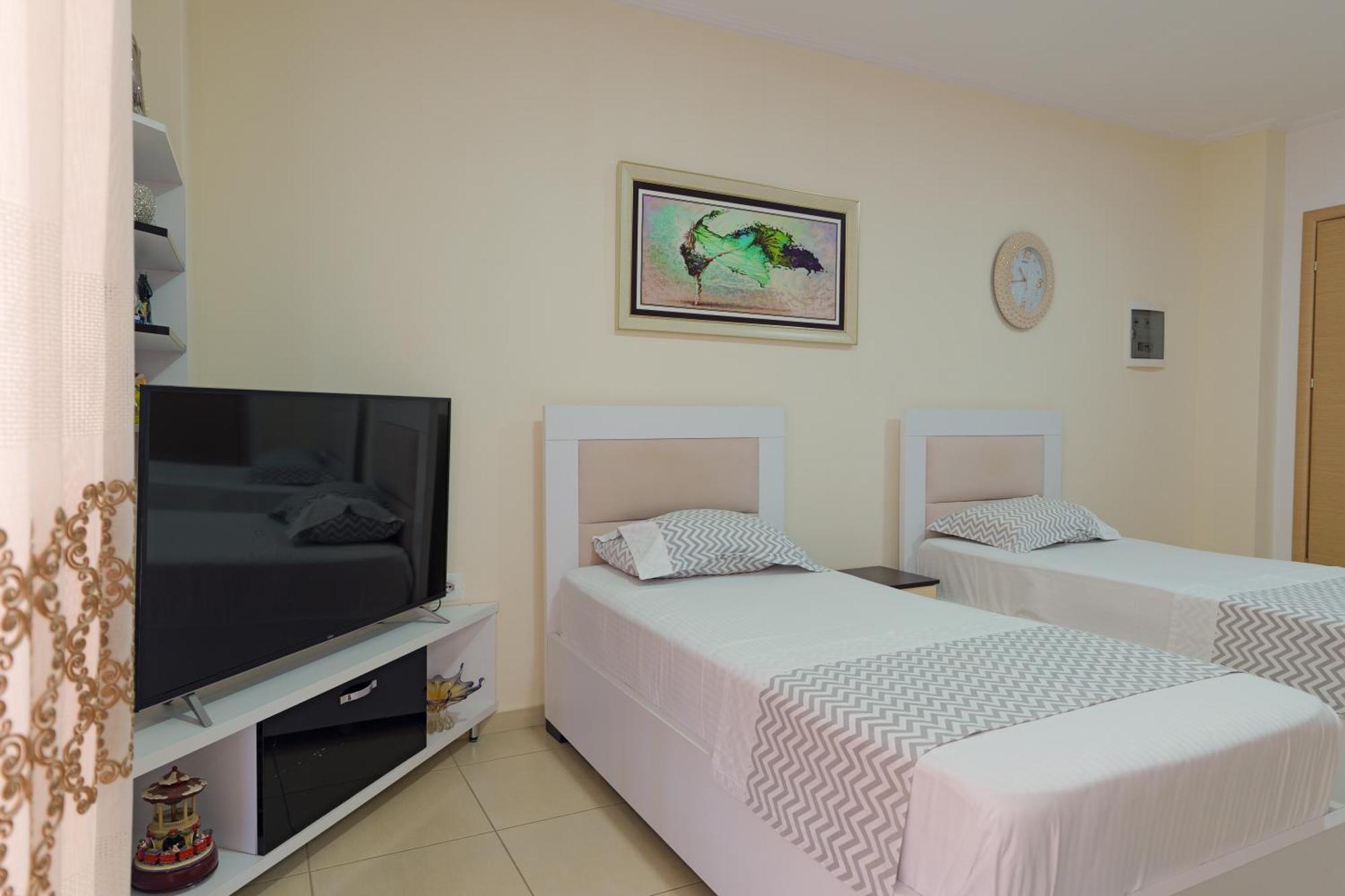 Hotel Chris Ksamil Dış mekan fotoğraf