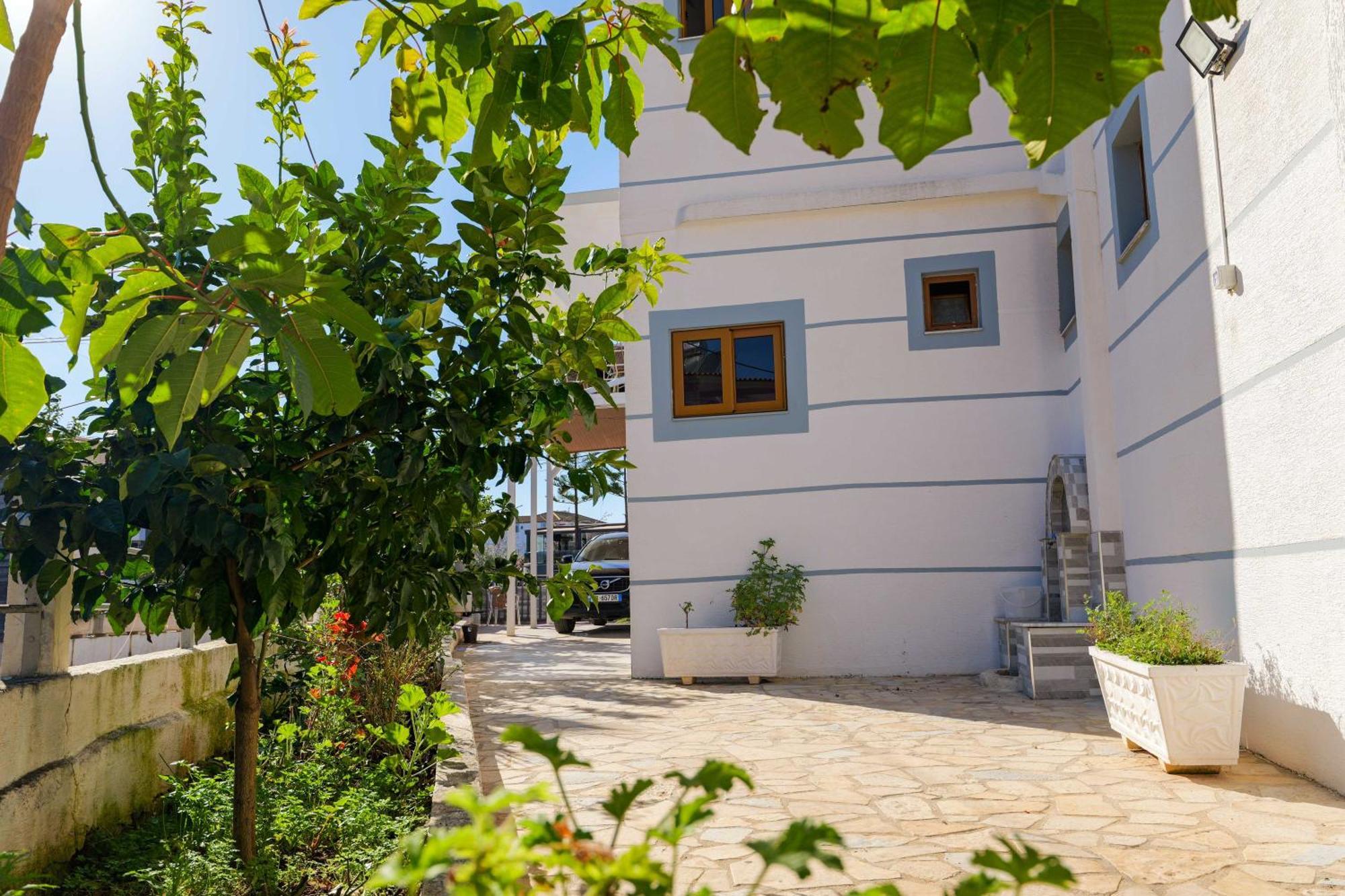 Hotel Chris Ksamil Dış mekan fotoğraf