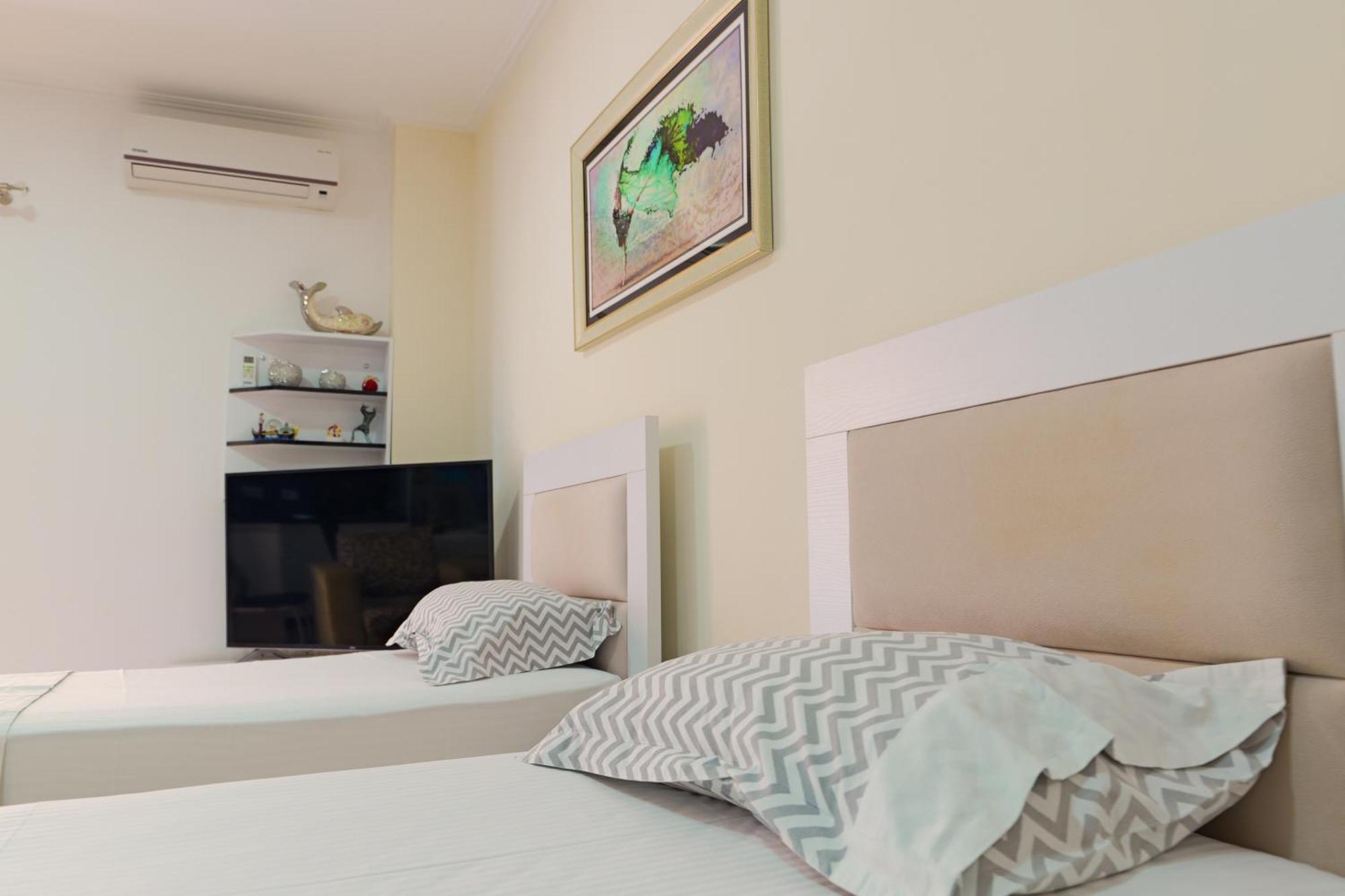 Hotel Chris Ksamil Dış mekan fotoğraf